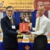 朱雲漢執行長赴芝加哥出席亞洲研究學會年會並主持贈書儀式
