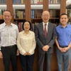 新加坡前外交部長楊榮文伉儷拜訪錢董事長復